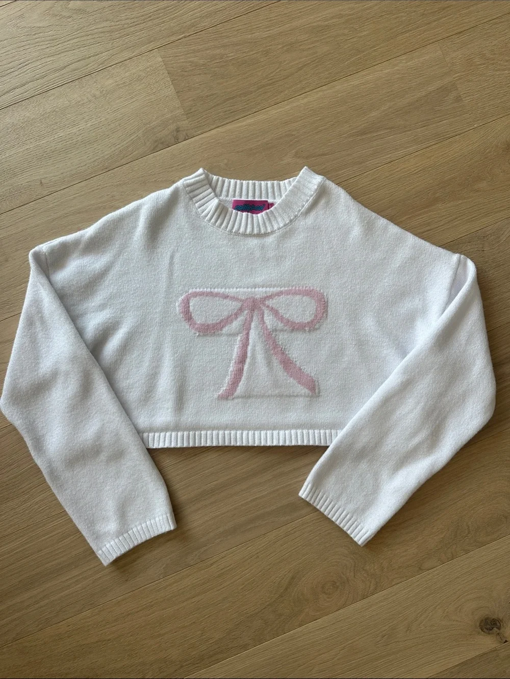 Edikted White Cropped Sweater with Pink Bow Accent size XS